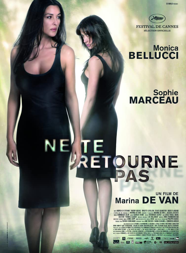 Ne te retourne pas (2009) aka Don't Look Back